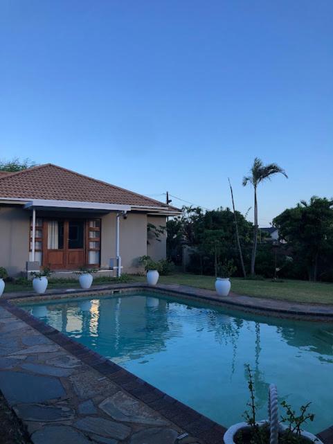Danville Forest Guest House & Apartments Durban Exteriör bild