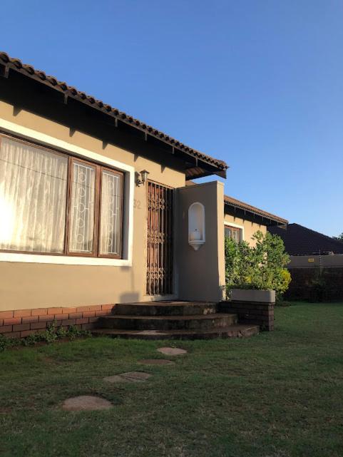 Danville Forest Guest House & Apartments Durban Exteriör bild